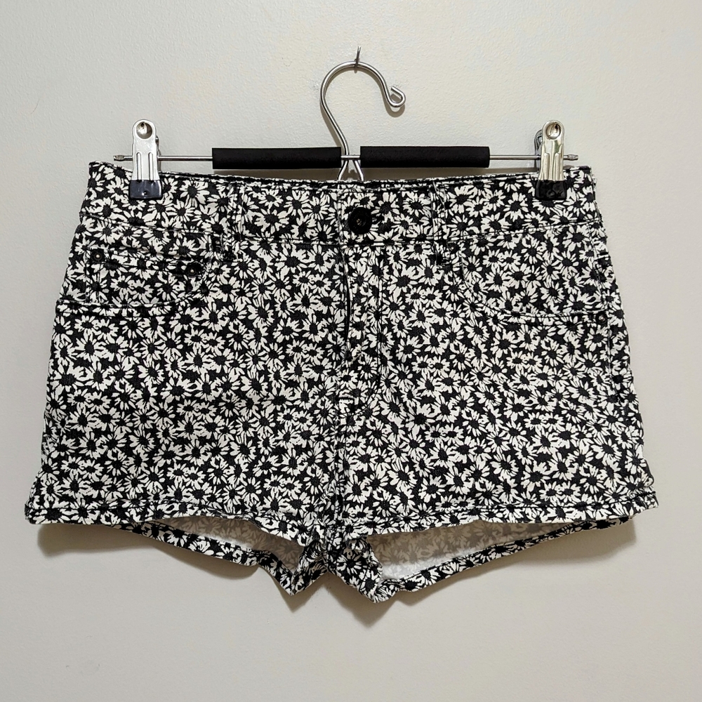High rise floral shorts